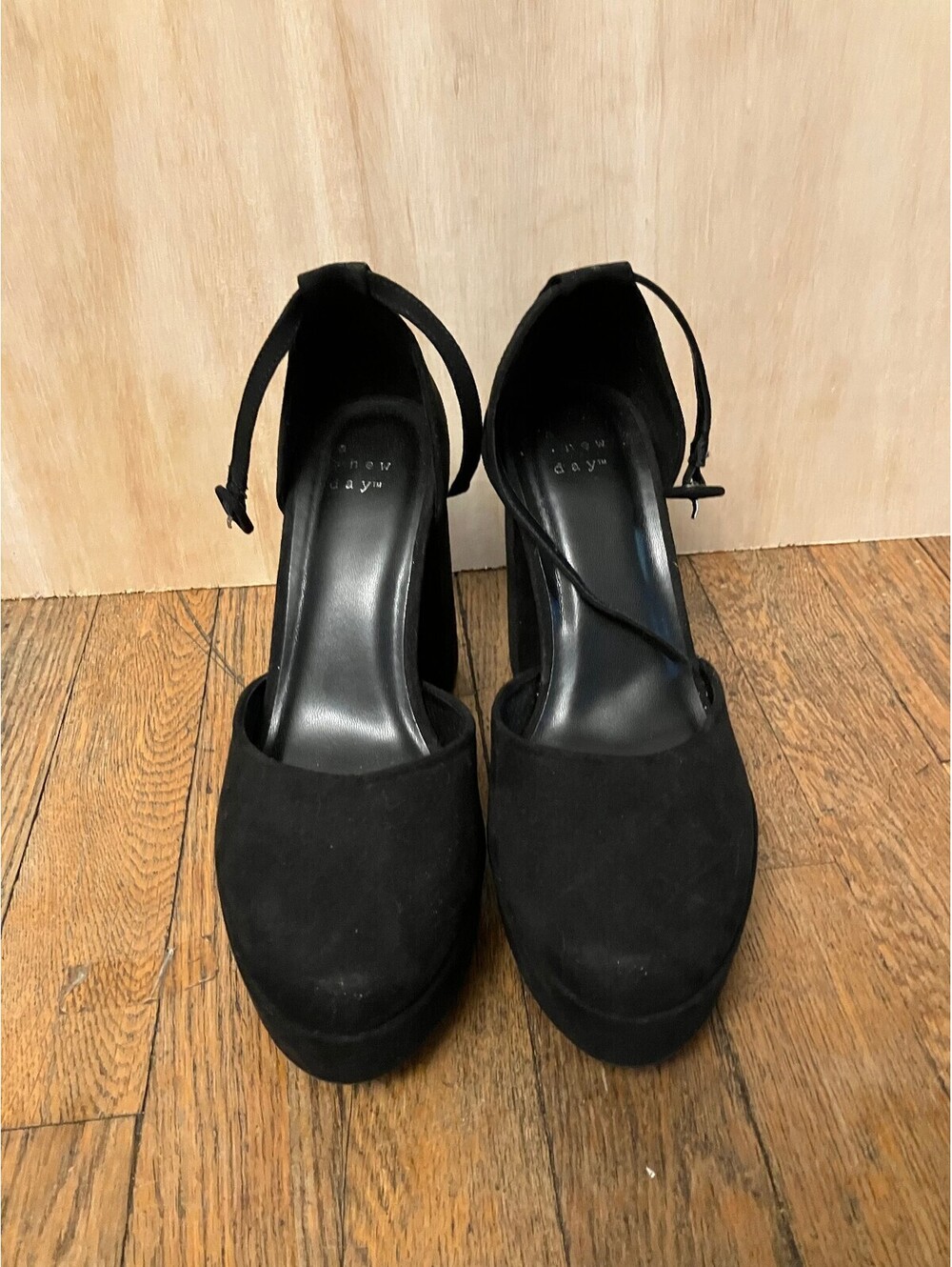 A New Day Womens 7 Mary Jane Platform Heels Black Suede Ankle Strap Block Heel - Picture 5 of 8